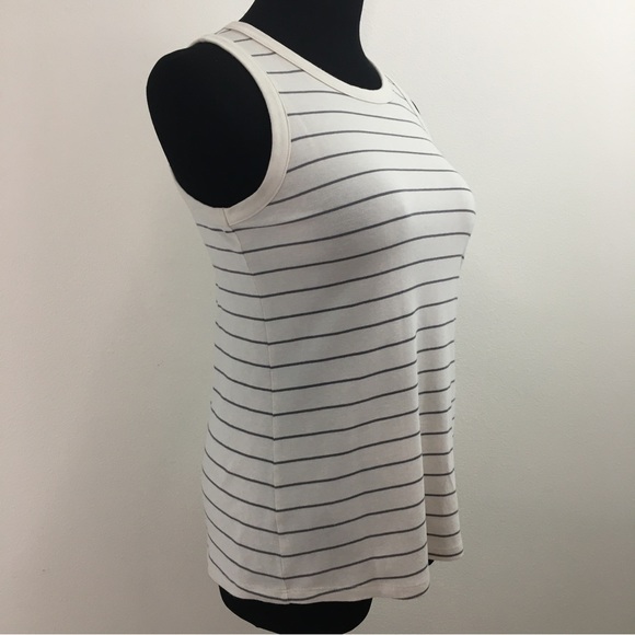 Old Navy | Tank Top - Picture 4 of 7